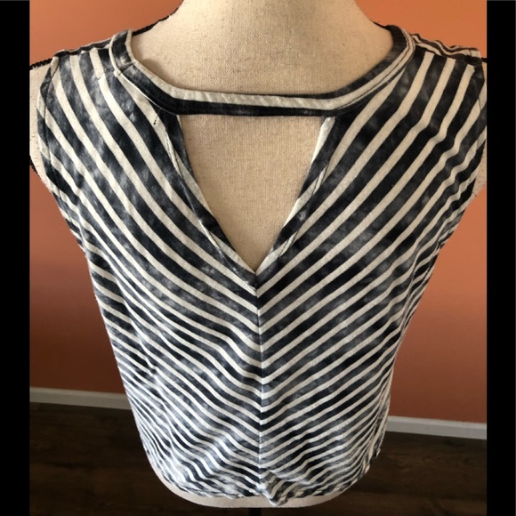 VAN’S industrial blue and white striped loose tank top - Picture 10 of 10